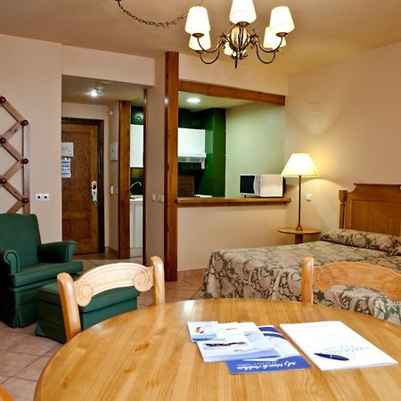 Hotel Apartamentos Trevenque Сиера Невада Екстериор снимка