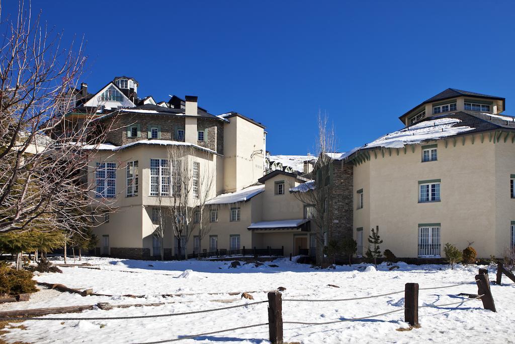 Hotel Apartamentos Trevenque Сиера Невада Екстериор снимка