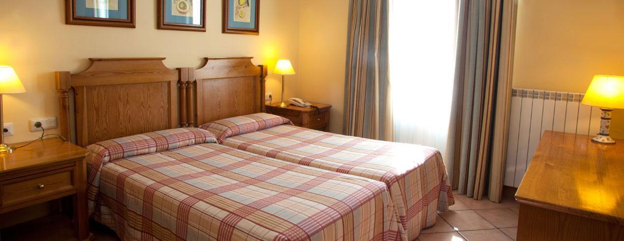 Hotel Apartamentos Trevenque Сиера Невада Екстериор снимка